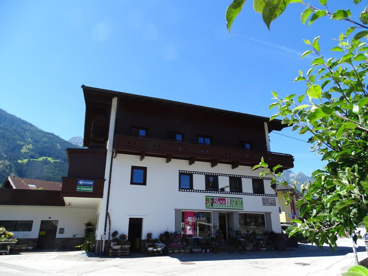 Appartementhaus Mayrhofen By Piaunddirk Bagian luar foto